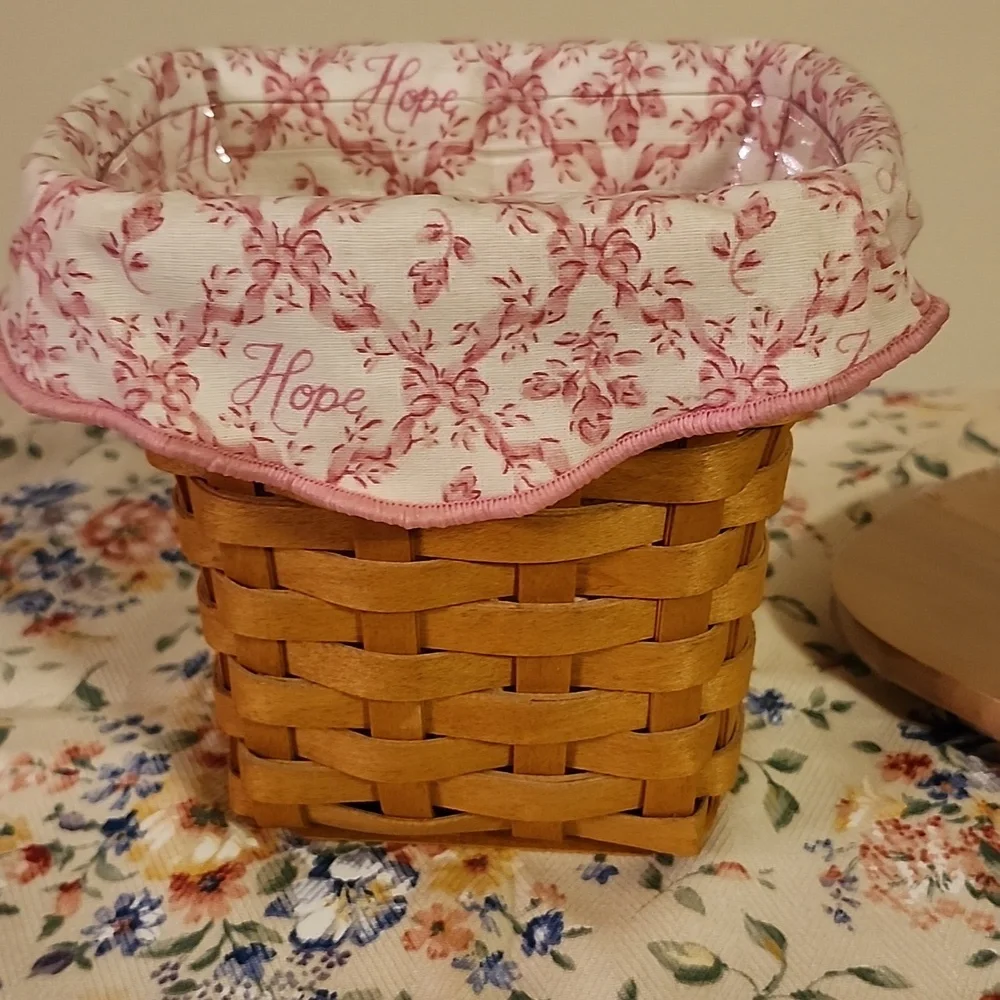 Longaberger 2004 Horizon of Hope Basket